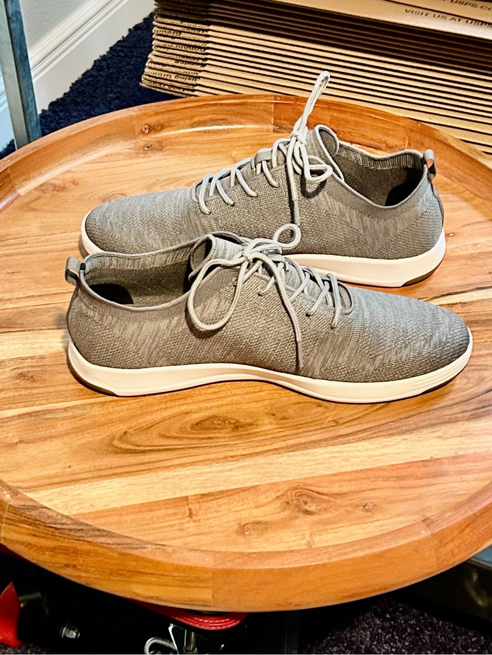 Perry Ellis Men's Gray Knit Lace-Up Sneakers NEW